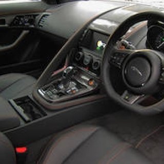 ジャガー Fタイプ クーペ、日本での発売を開始｜Jaguar