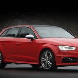 アウディS3スポーツバックの実力を体感する｜Audi