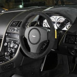 アストンマーティンから2台の特別モデルが上陸｜Aston Martin