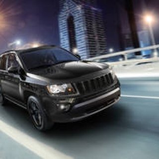 ジープ コンパスに多彩な装備の限定モデル「ブラックホーク」｜Jeep