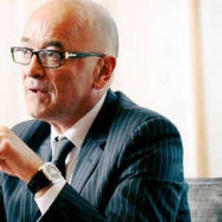 ブルガリのプレ・バーゼル新作が日本にもお目見え！｜BVLGARI