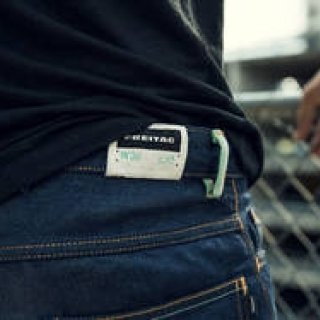 完全堆肥可能なファブリック“F-ABRIC”のデニムパンツが発売｜FREITAG