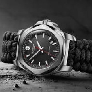 ビクトリノックスが、アウトドアブランドNaimakkaとコラボ｜VICTORINOX SWISS ARMY