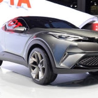 Toyota to Exhibit a Five-Door Compact Crossover Concept | Toyota