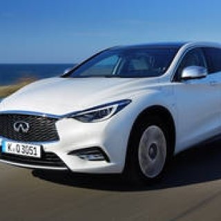 Test Drive: The Infiniti Q30 | INFINITI