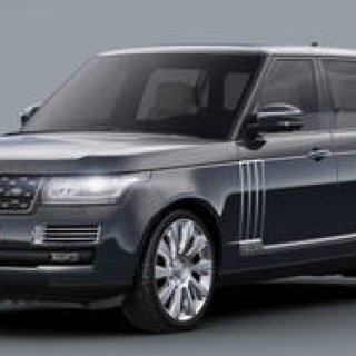 Land Rover Delivers Bespoke Model to Globe-Trotter