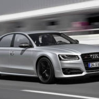さらにパフォーマンスを高めたS8 plusを発売｜Audi