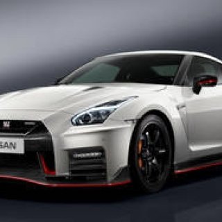 GT-Rニスモ2017年モデルをニュルブルクリンクで初披露｜Nissan