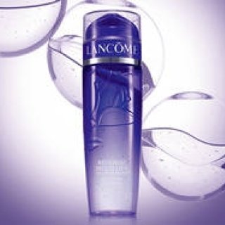 Lancôme Unveils a New Lotion Featuring World-First Technology | LANCÔME