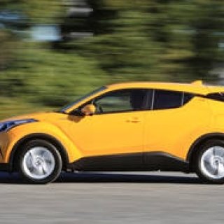 トヨタの最新コンパクトSUV「C-HR」に試乗｜TOYOTA