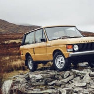 A Classic 1978 Range Rover Fully Restored by Land Rover
