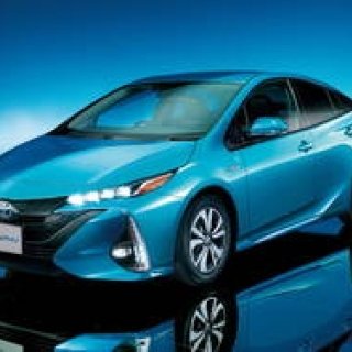 Toyota Launches Prius PHV | Toyota