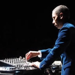 ジェフ・ミルズ×東京フィルハーモニー交響楽団の東京公演第2弾イベントレポート｜MUSIC