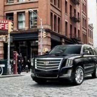 キャデラック エスカレードを仕様変更｜Cadillac