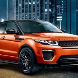 An Evoque Special Edition in Giants Colors | Range Rover