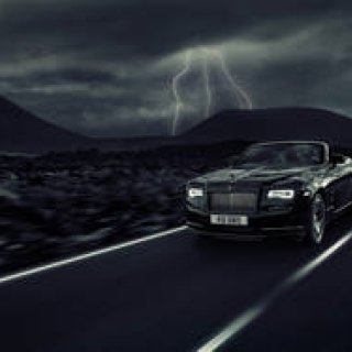 黒を纏った特別なロールス・ロイス「ドーン ブラック バッジ」｜Rolls-Royce