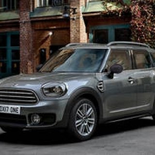 MINIクロスオーバーに「One」を追加導入｜MINI