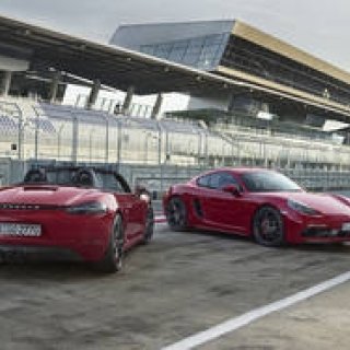 ポルシェ ボクスター／ケイマンに高性能なGTSを追加｜Porsche