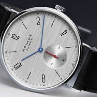 現代のビジネスパーソンに向けた、新キャリバー搭載シリーズ「At Work」｜NOMOS