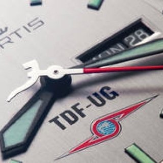 フォルティス発の最新限定モデルは、ウルトラセブンとコラボレート!?｜FORTIS