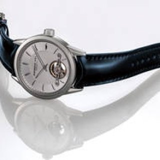 春の装いを飾る、メンズ＆レディス、ふたつの日本限定モデル｜RAYMOND WEIL　