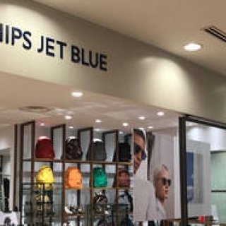 A KOMONO store opens within SHIPS JET BLUE.