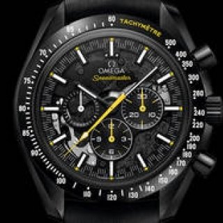 スピードマスター ダーク サイド オブ ザ ムーンに待望の新作が登場｜OMEGA