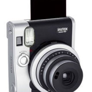 FUJIFILM | New flagship "Cheki" model, "Neo Classic," now available Gallery