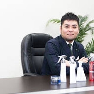 Men's Beauty Researcher Gaku Fujimura Explains the Importance of Men's Moisturization | INTERVIEW (1) | Gallery