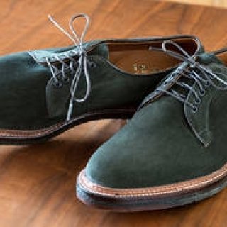 「Alden」の新色“ハンターグリーン”を纏ったプレーントゥ登場｜LAKOTA ギャラリー