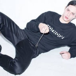 今シーズンのテーマは「HOT HOOD HIPSTER」。素材とサイズ感に注目｜AVALONE ギャラリー