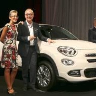 Introducing the Fiat 500X, the Small SUV from Fiat 500 | Fiat Gallery
