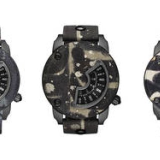 Limited Edition Watch in Collaboration with Artist "ROSTER" | DIESEL TIMEFRAMES Gallery
