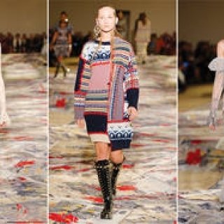 Alexander McQueen Spring/Summer 2017 Womenswear Collection | Alexander McQueen