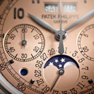 最新「永久カレンダー搭載クロノグラフ」は、希少なプラチナバージョン｜PATEK PHILIPPE　ギャラリー