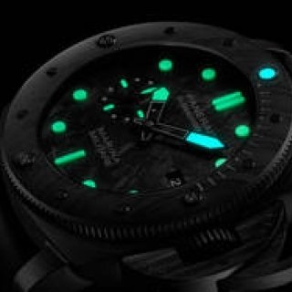 堅牢なカーボテック™製ケースでミリタリースタイルを表現したパネライ新作ウオッチ｜PANERAI ギャラリー