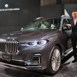 BMW最上級サルーン「7シリーズ」と最上級SUV「X7」を国内同時発表｜BMW
