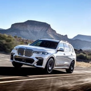 BMW の最上級SUV「X7」に試乗｜BMW