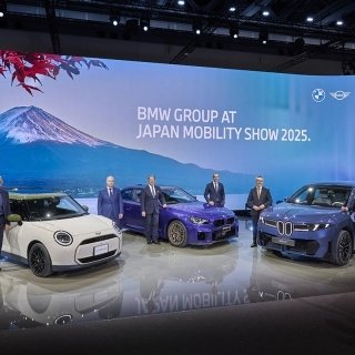 BMW unveils its latest "Neue Klasse" model, making its Asian debut at the Mobility Show.