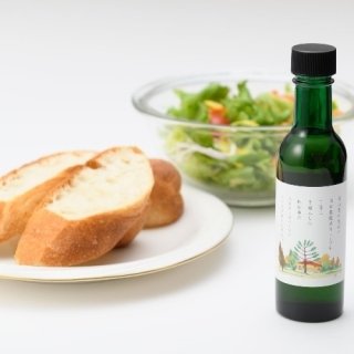 Available only this season! "Extra Virgin Olive Oil Ushimado," a pure Japanese olive oil with a delicate flavor that pairs beautifully with Japanese cuisine, is now released.