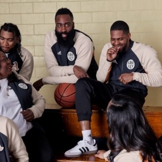adidas Athleticsからレトロスポーティーな現代版スタジアムジャケット 『VRCT JACKET』が登場