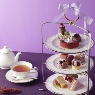 【グランドニッコー東京 台場】爽やかな夏風を上品に表現したパープルアフタヌーンティーセットを提供