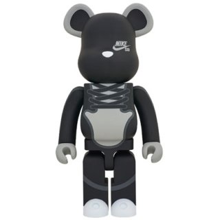 BE@RBRICK NIKE SB BLACK 1000％