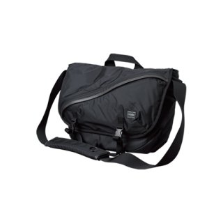 「PORTER × BE@RBRICK」 BLACK／REFLECTIVE MESSENGER BAG