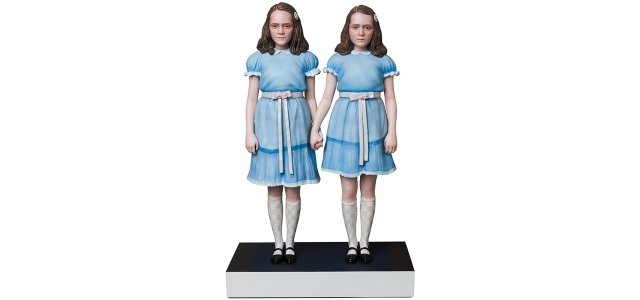映画『シャイニング』の双子の少女がスタチューになって登場 | MEDICOM