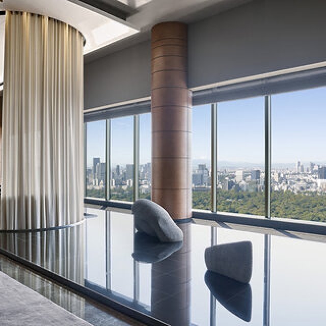 Directly connected to Otemachi Station. The Four Seasons Hotel Tokyo at Otemachi was a culinary paradise with Imperial Palace views! | TRAVEL