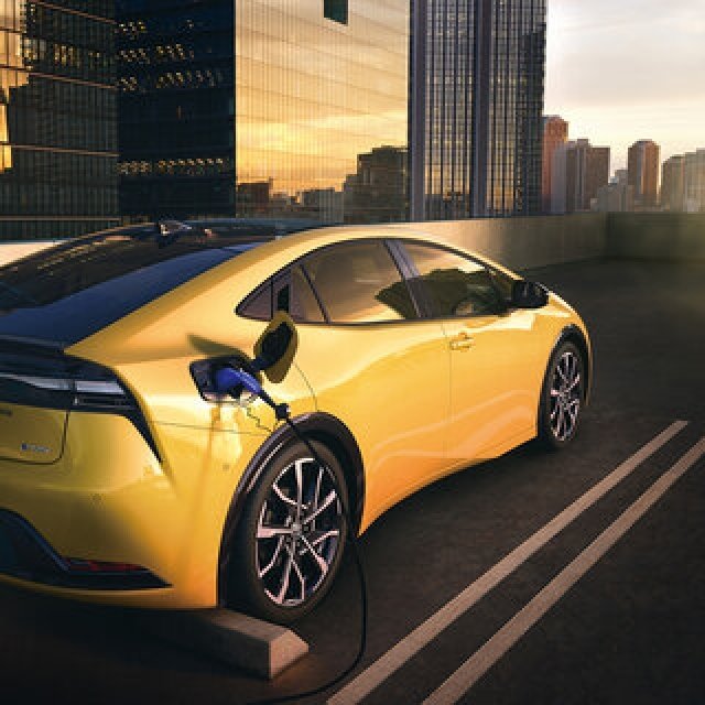 The New Prius Arrives with a PHEV Option, Aiming for Higher Performance