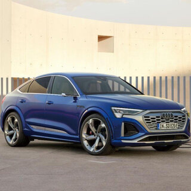 アウディのフラッグシップEV「Q8 e-tron」によりスポーティなグレード「SQ8 スポーツバック e-tron」が誕生｜Audi