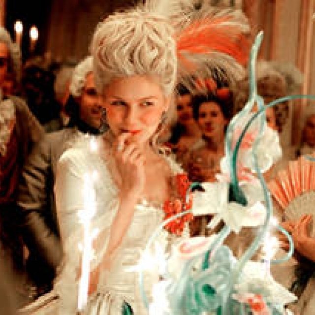 A Tribute to Marie Antoinette (1)
