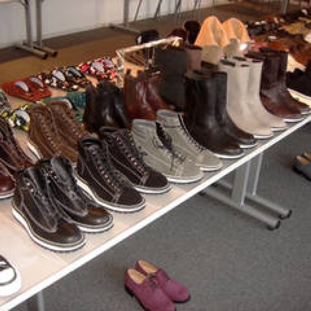 For this second installment, I'd like to talk a little about my profession: shoes.